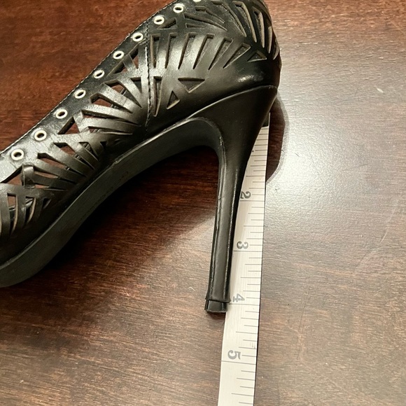 BCBGeneration Laser Cut Heels - Picture 2 of 2